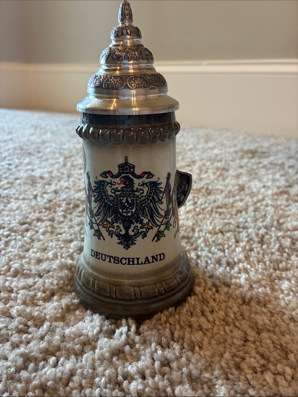 Deutschland Decorative Beer Stein with Pewter Lid